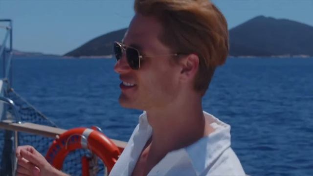 METT Bodrum - A day away смотреть онлайн