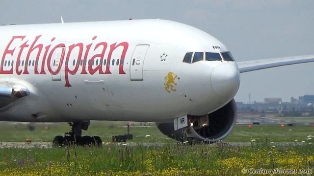 Ethiopian Airlines Boeing 777-200LR Take-off RWY 23 @ Toronto Pearson Int'l July 11, 2015