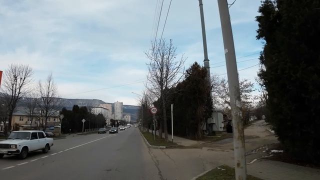 Кисловодск. Мрачная прогулка 6 декабря 2024 г. по городу на электросамокате. смотреть онлайн