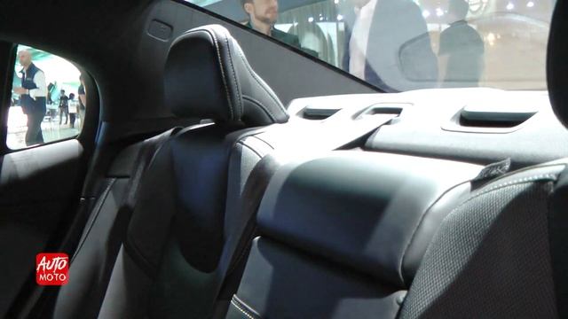 2019 Volvo S60 T6 R-Design - Exterior And Interior Walkaround - 2018 LA Auto Show смотреть онлайн