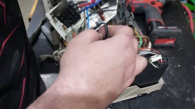 Como Conectar una Plaqueta Universal de Aire Acondicionado Split QD-U08PGC+ PG por ancho de pulso смотреть онлайн