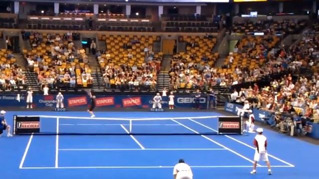 Andre Agassi vs Ball Boy - 2 points to the Ball Boy смотреть онлайн