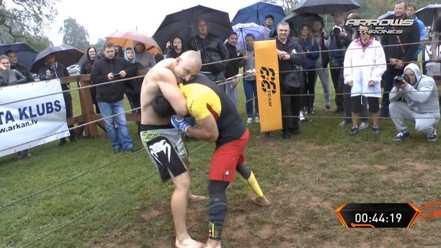 Мутант против Тарантино, Стрелка Уличные бои в Латвии смотреть онлайн