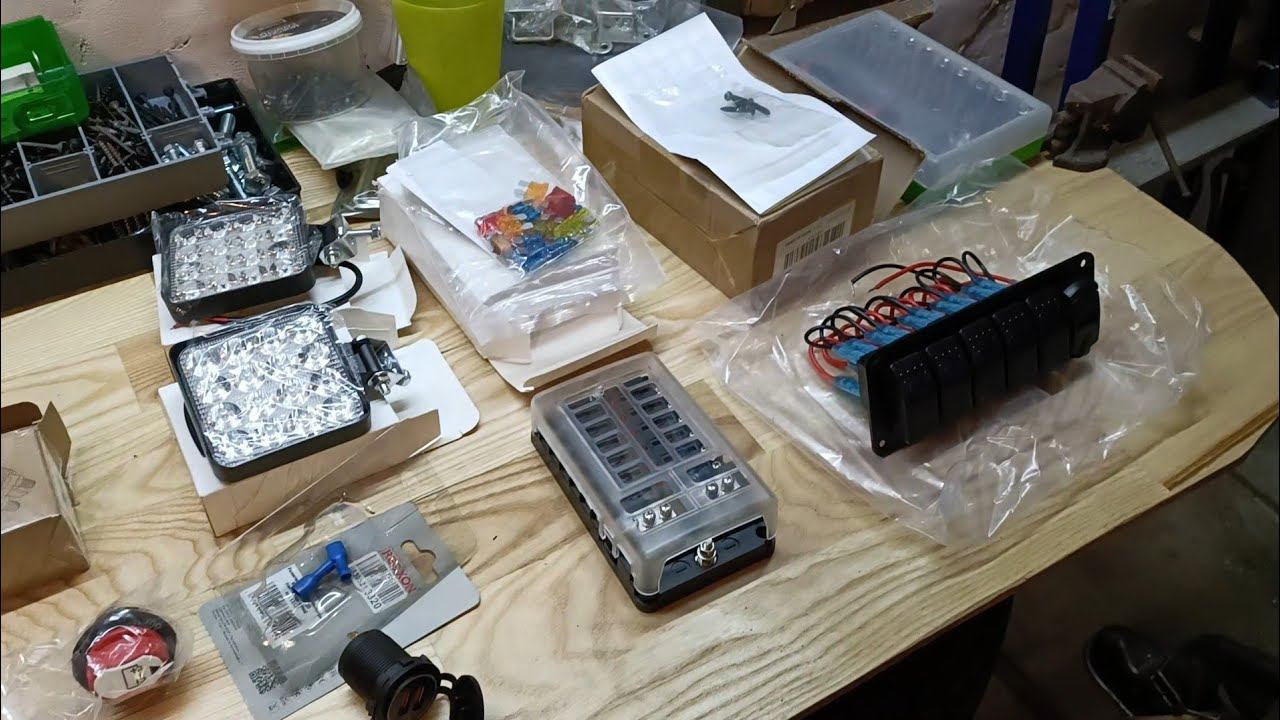 Электрооборудование в лодку. ТО мотора. Сезон закрыли.