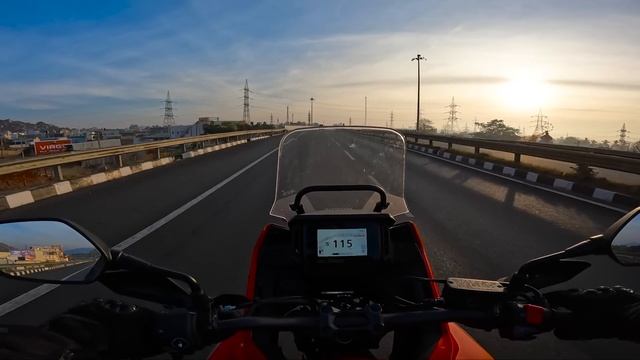 Honda NX500 galloping on Indian Highways | Pure Sound | Moto ASMR смотреть онлайн