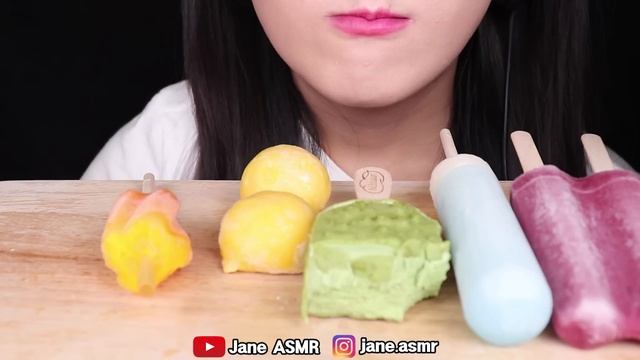 ASMR RAINBOW ICE CREAM *GREEN TEA, GRAPE, STRAWBERRY, ORANGE 무지개 아이스크림 *녹차, 쌍쌍바 먹방 JANE ASMR 제인 смотреть онлайн