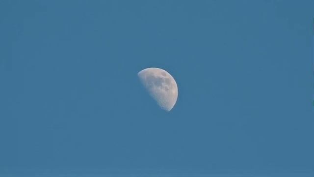 A timelaps of the Moon with a dwarf 2 smart telescope смотреть онлайн