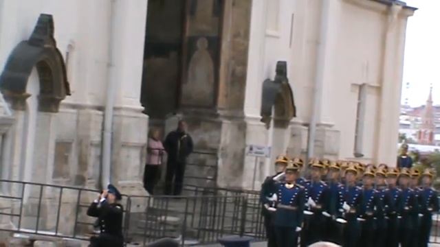 Присяга в Президентском полку на Соборной площади Кремля - 03.06.2017г - 6 смотреть онлайн