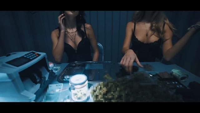 LX feat. Malik Montana - Kryptophon смотреть онлайн