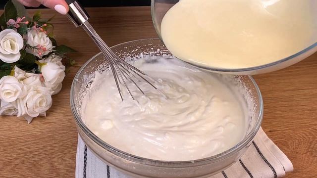 This yogurt cake is as lush as a cloud! The recipe in 5 minutes! смотреть онлайн