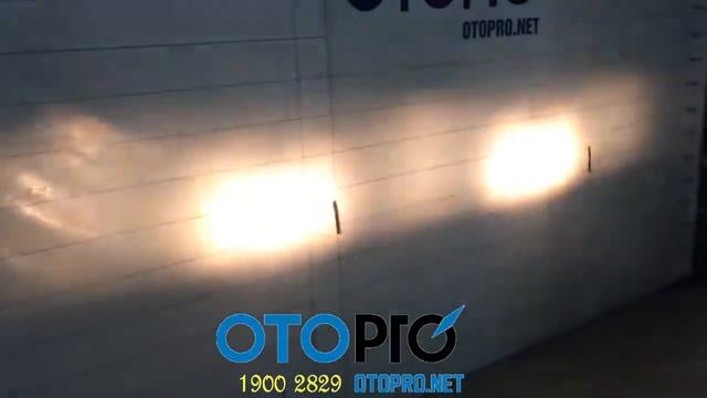 BMW 2006 độ Gói Bi Q5 Full Hộp, Xenon Philips D1s, Vòng Angel