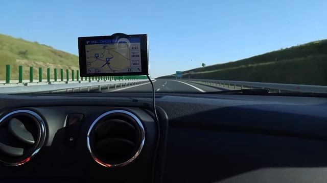 Garmin DriveLuxe 50 RUS LMT в действии с картой Европы.