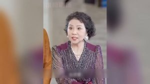 Бедный мальчик потерял мать, а через 20 лет стал генеральным директором и начал искать её