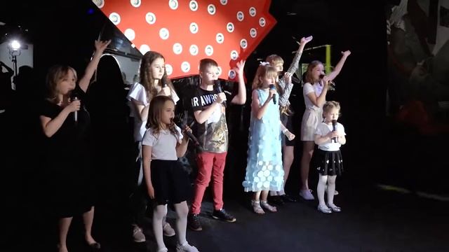 Средняя и младшая группы - Щастя (Отчетный концерт 2019) смотреть онлайн
