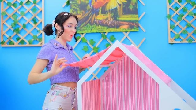 Мы построили домики для домашних животных! Хорошая собака vs плохая кошка смотреть онлайн