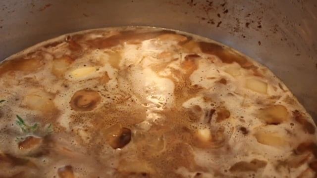 How to Make Creamy Mushroom Soup - Cream of Mushroom Soup Recipe смотреть онлайн