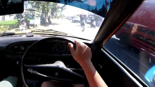 POV DRIVE : 1973 Datsun Violet ( 710 - 160J ) смотреть онлайн