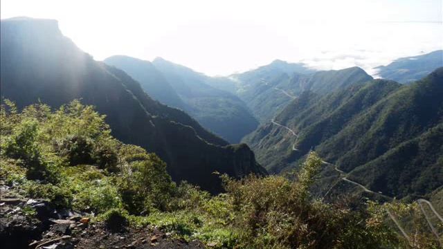 DE SHADOW NA SERRA DO RIO DO RASTRO смотреть онлайн