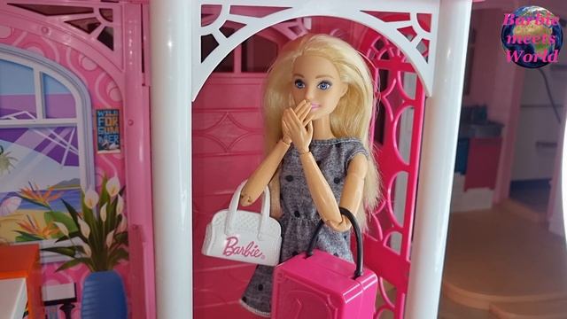 Barbie: It takes two смотреть онлайн