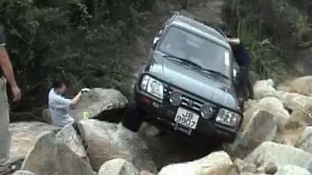 Land Cruiser rock crawling 25-11-2007 白泥究極開荒戰 第4回 (7) смотреть онлайн