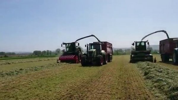 Fendt Katana 65 vs. Claas Jaguar 850