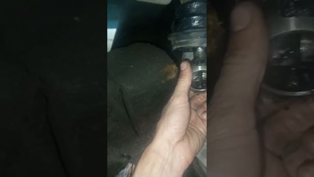 как снять ШРУС наружний если съёмник не берёт. Toyota Avensis