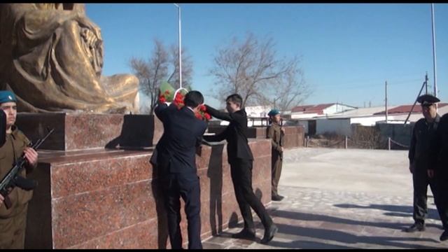 BERUNIY AVGON URUSH QATNASHCHILARI 33 YILIK BAYRAMI смотреть онлайн