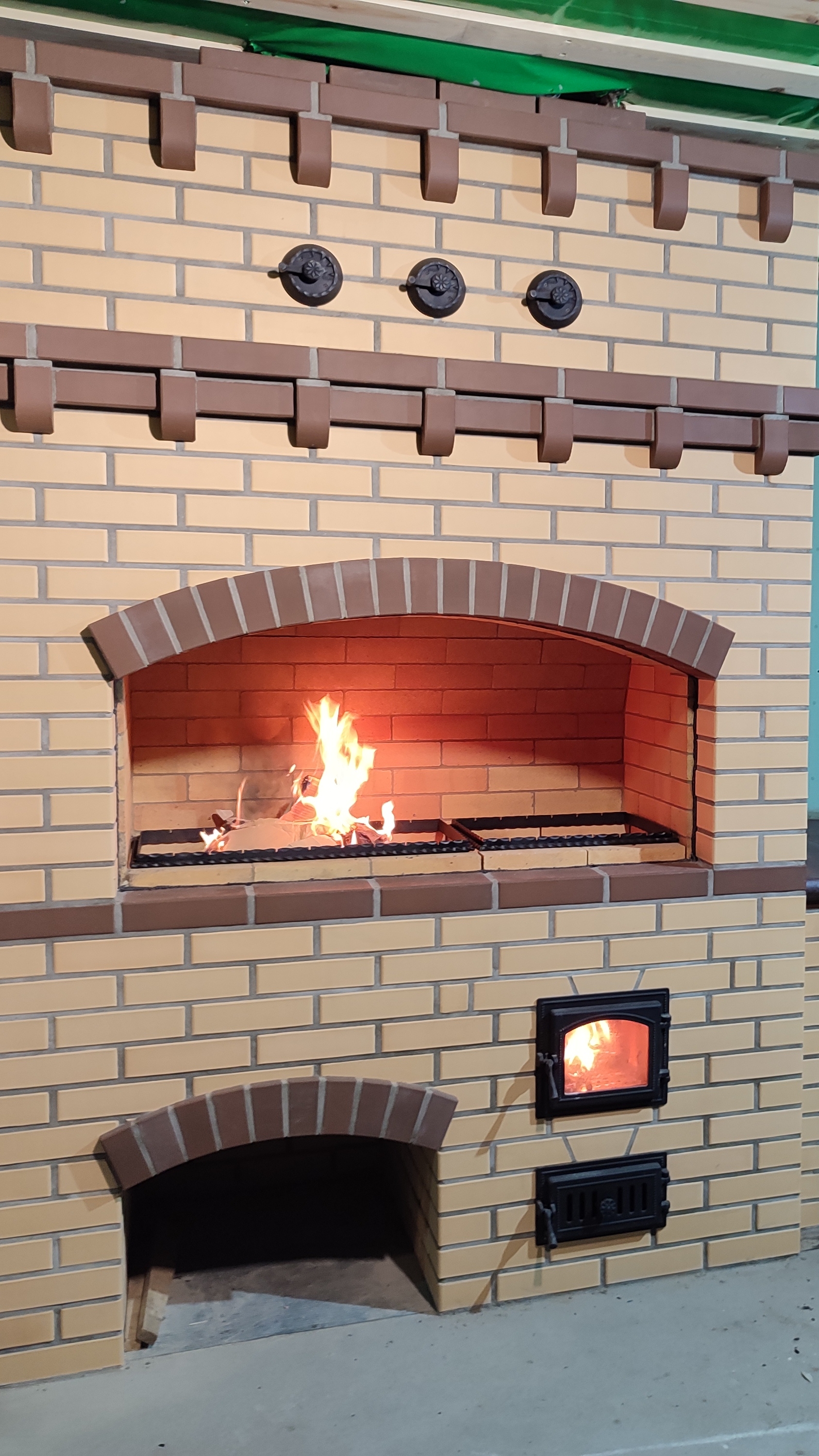 Барбекю комплекс, мангал и казан под одной аркой смотреть онлайн