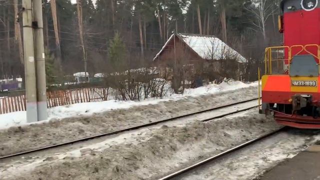 ЧМЭ3-1899 при проведении маневровых работ на станции Зелёный Бор