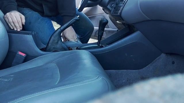Honda Accord (98-02) Console removal смотреть онлайн