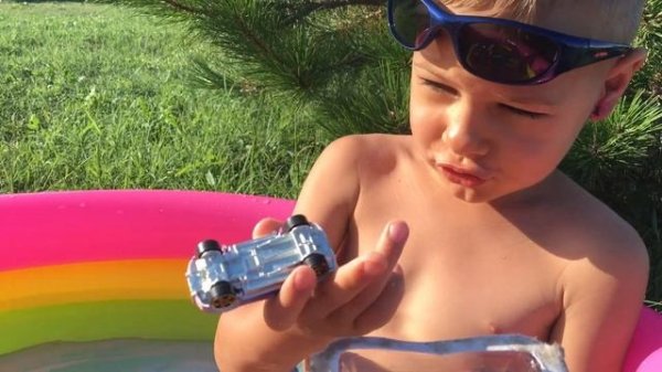 Машина Хот Вилс меняет цвет / Hot Wheels car color shifters / Нежданный гость / Палочки с сюрпризом