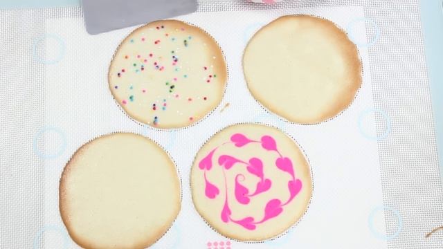 How to Make Mini Fortune Cookies! смотреть онлайн