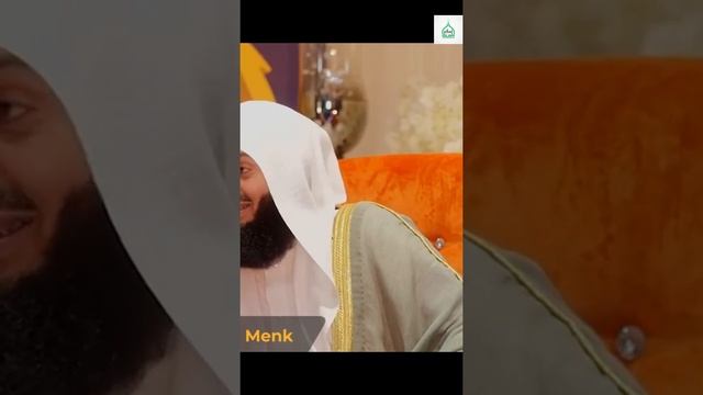 Mufti Menk Drives a Lamborghini смотреть онлайн