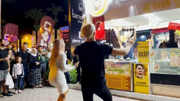 Turkish ice-cream dancing