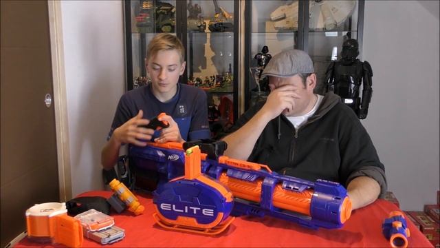 [REVUE] NERF ELITE TITAN CS-50, DU GROS NERF MINIGUN ! En Français Fr..