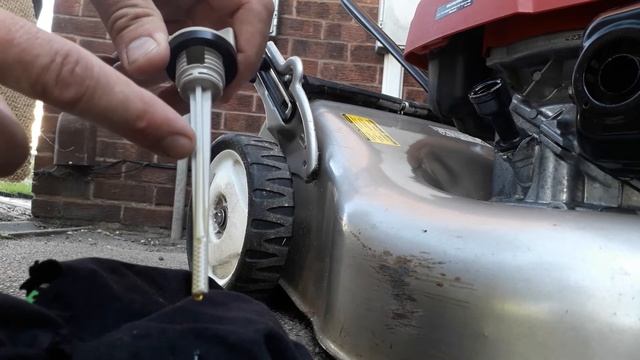 Honda izy 18" petrol lawnmower Bargain of the year 🙂🙂🙂 смотреть онлайн