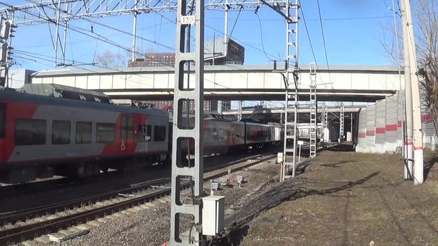 Электропоезд ЭС2Г-111 Ласточка на МЦК смотреть онлайн