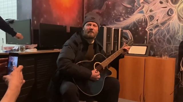 MC513 - Время. Рэп под гитару. смотреть онлайн