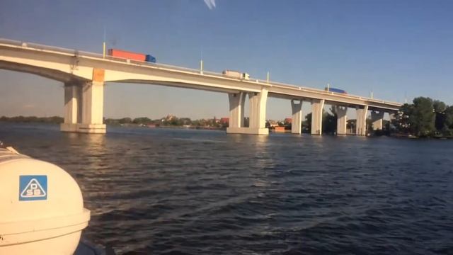 Анонс: поездка на ракете смотреть онлайн