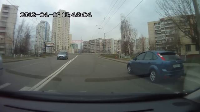 Два оленя на одной зебре (Фокус АА9241АО и велосипедист) смотреть онлайн