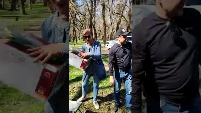 Делика клуб Тараз 08! Вручаем подарки нашим соклубницам в честь 8 марта! смотреть онлайн