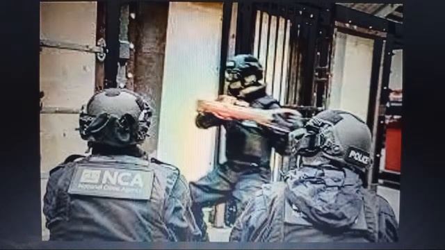 KIEV: Bungereza Yeekengedde Ku Byokukwanyisa Bya Ukraine смотреть онлайн