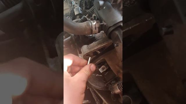 Замена датчика коленвала шкода 1.4 2013г