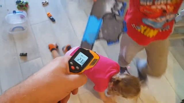 Так вот для чего нужен безконтактный термометр 3 смотреть онлайн