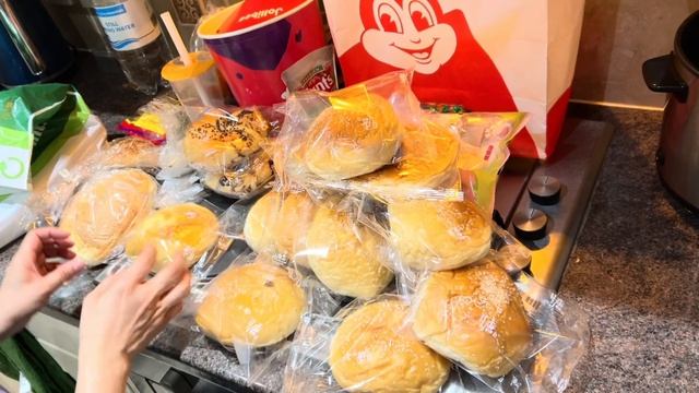 CHINATOWN BAKERY PASTRIES HAUL (LONDON) | BISTRO GHIE смотреть онлайн