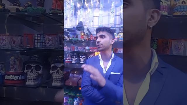 Waqar zaka in Amsterdam tips 2016 смотреть онлайн