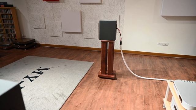 芬蘭Amphion Argon 1書架喇叭: (羅時豐, 林淑容 - 無言的結局 ) смотреть онлайн