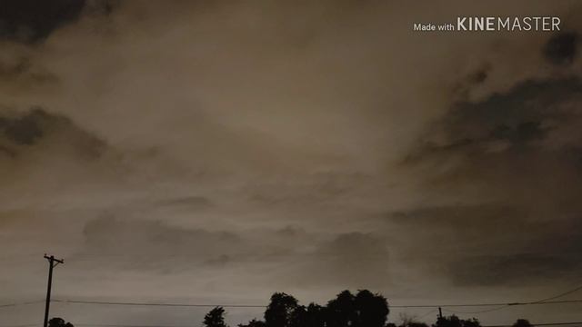 GLOWING CHEMTRAIL CLOUDS MESA- AZ USA- LITHIUM CHARGED смотреть онлайн