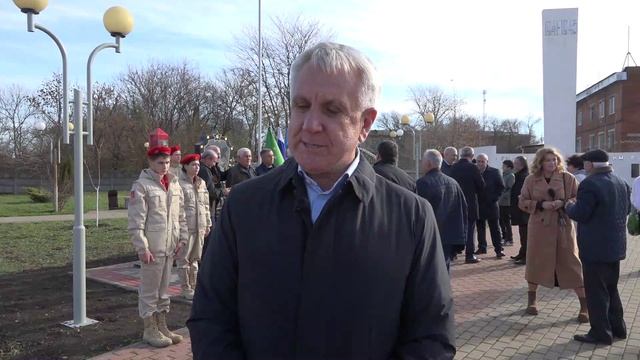 Открытие памятника пограничникам всех поколений Шовгеновского района смотреть онлайн