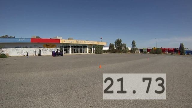 Adelaide Motogymkhana 2015/10/17 Petrovich GL1800 Walzing сones